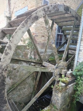 An example of a Water Wheel.