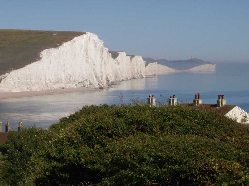 Picture of the white chalk cliffs of the Seven Sisters at the Cuckmere Estuary