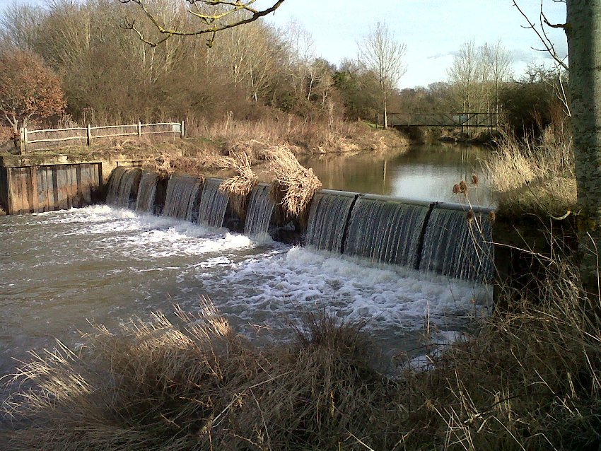 Photograph of the a weir on the River Arun, in West Sussex